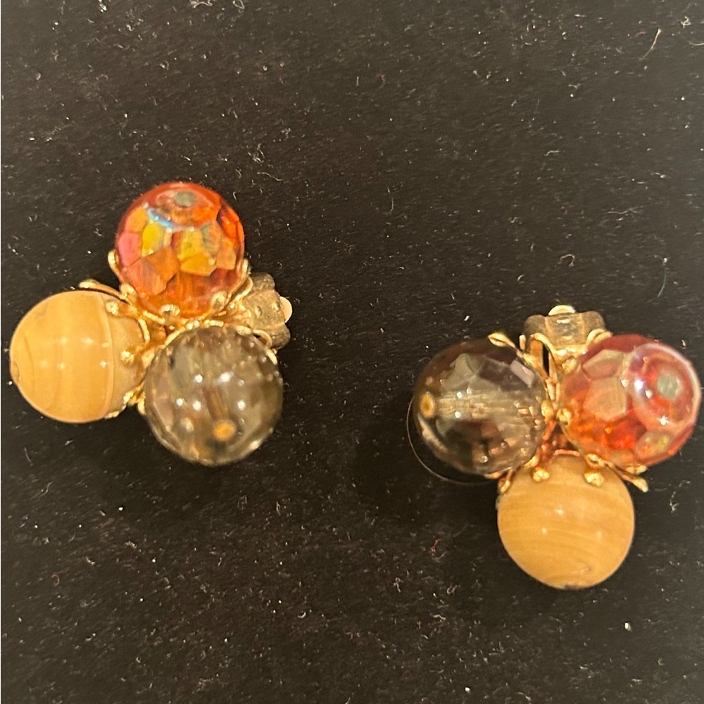 Vintage VOGUE Earrings Clip On